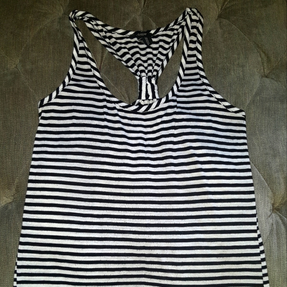 ⚫⚪ Black and White Stripes TankTop  ⬛⬜